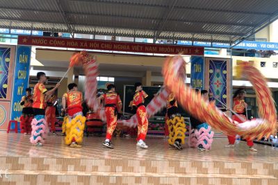 Tập thể Giáo viên, nhân viên và học sinh trường TH Lê Quý Đôn cùng các mạnh thường quân chung tay tổ chức ”Đêm hội trăng rằm, Lồng đèn thắp sáng ước mơ, hướng về thiếu nhi miền Bắc”.